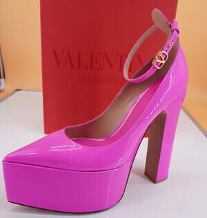 Valentino Pink Patent Tan-go Pointed Toe Platform Pump SZ 38.5 NIB Logo $1200